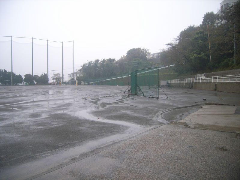 施工前状況（降雨後、水溜り多数あり）